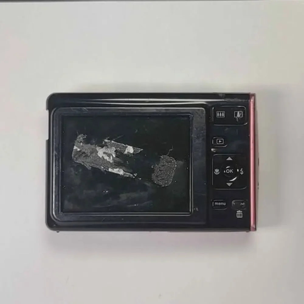 Polaroid pink i1237